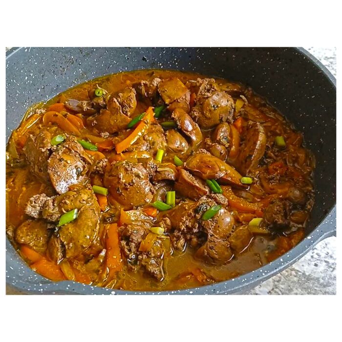 CHARM Cat Can - Chicken With Chicken Liver Topping in Gravy 80g