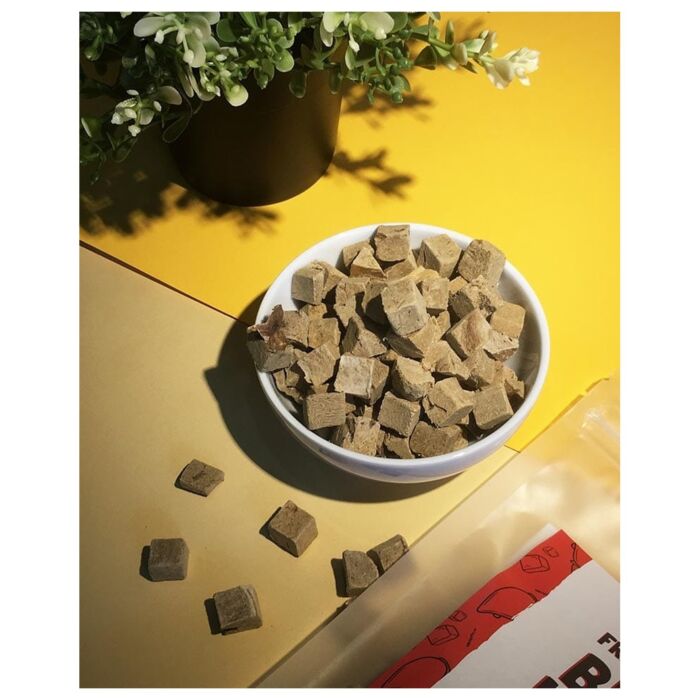 Raw Made Easy Cat & Dog Treat - Freeze-Dried Beef Liver Cubes 300g